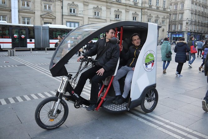 1 or 2-Hour Pedicab tour of Lyon - Vieux Lyon: traboules, silk, and Renaissance streets