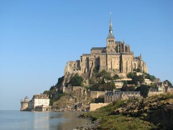 2-Hour Guided Walking tour of the Mont Saint Michel - Key points to know before booking