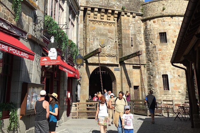 2-Hour Guided Walking tour of the Mont Saint Michel - Which guides have made the strongest impression?