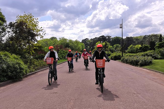 2h - Electric Bike Tour of Lyon with a Local Guide - Place Bellecour and the broad center of Lyon