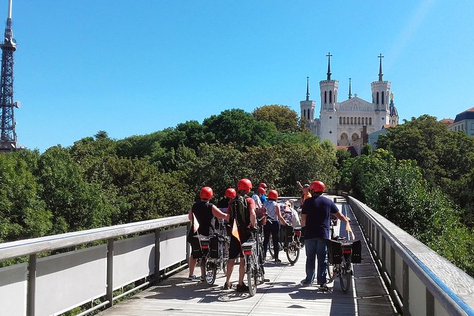 4h Complete Lyon Experience: E-Bike, Food Tasting & Old Town Walk - The tasting: local food, but not a progressive food tour