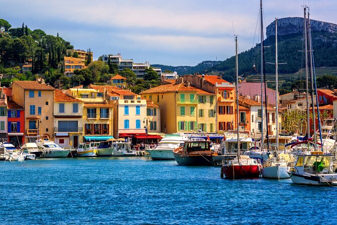 5-Hour Private Sightseeing Tour of the Provence from Marseille in Luxury Car - Bruno’s guiding style and the comfort factor