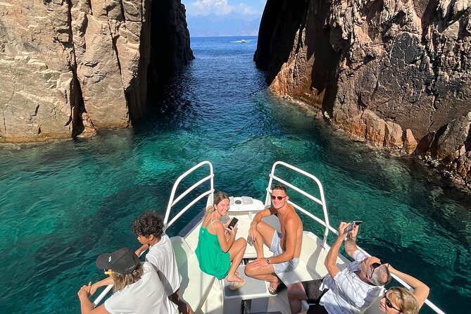 Afternoon in Scandola and creeks of Piana with stop in Girolata - Scandola Nature Reserve from the sea