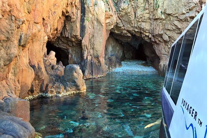 Afternoon in Scandola and creeks of Piana with stop in Girolata - Commentary, crew, and the English question