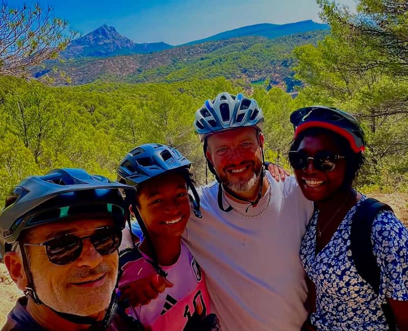 Aix-en-Provence: E-Bike Tour of Mount Sainte-Victoire - Guide Vincent and the tone of the ride