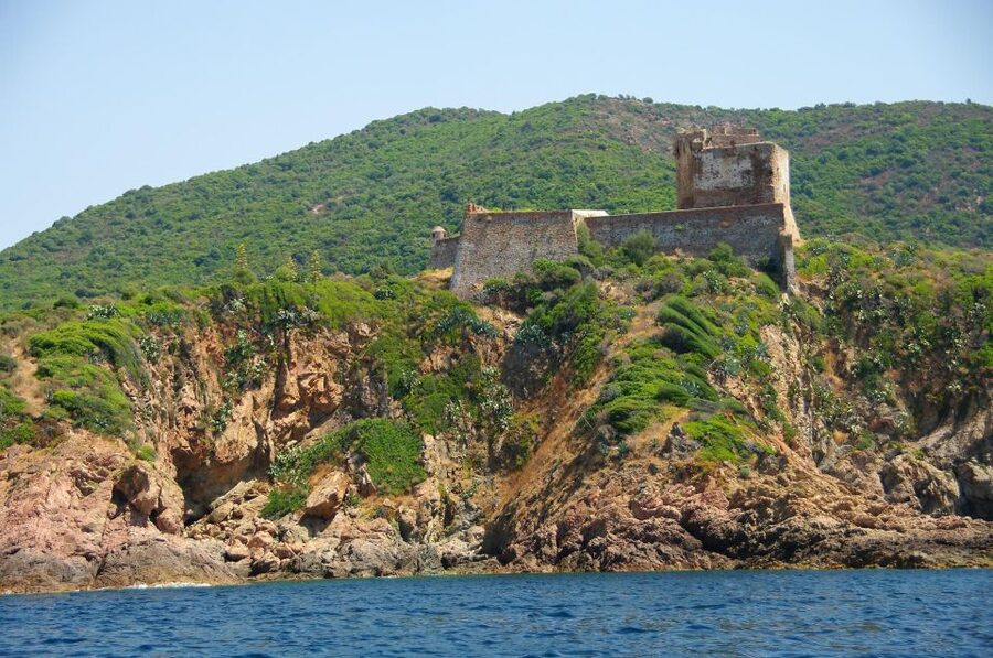 Ajaccio: Guided Scandola Nature Reserve Boat Tour - Girolata, a village with no road in
