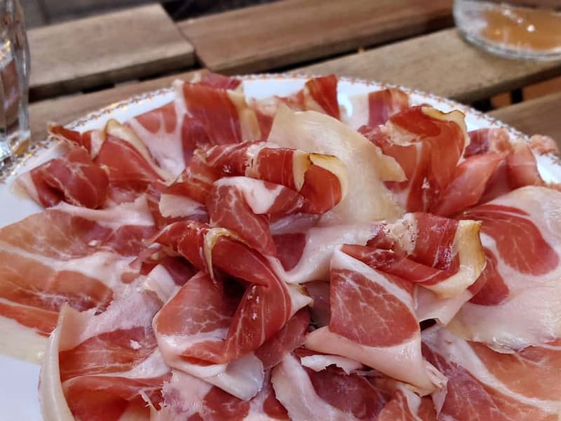 Ajaccio: Local Food Tour with Tastings - Meeting Marina and getting to know the city