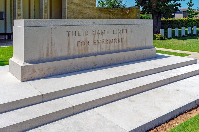 All-in-One Normandy D-Day Landing Beaches and Lunch from Le Havre - Normandy American Cemetery at Colleville-sur-Mer