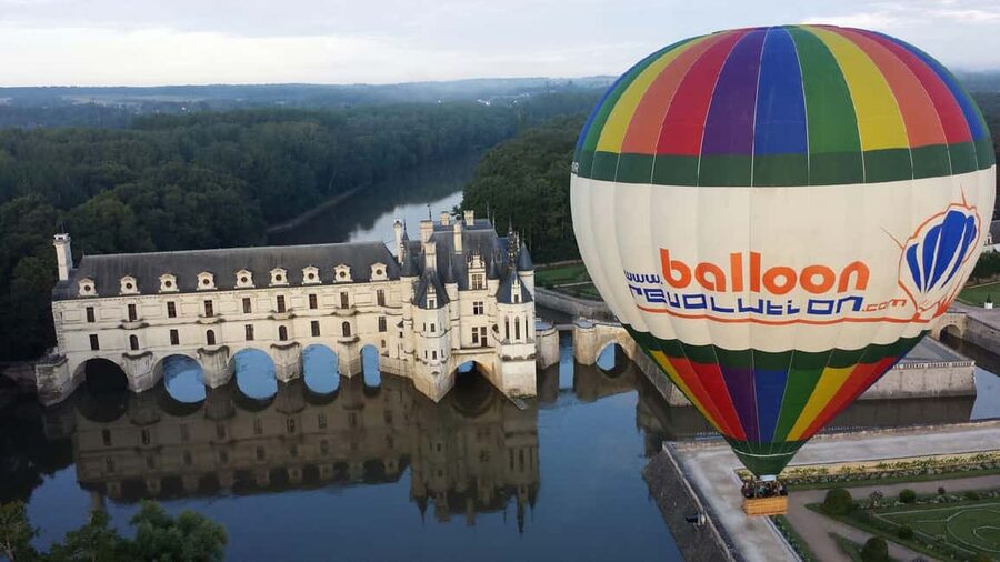 Amboise Hot-Air Balloon Sunset Ride over the Loire Valley - Why the Loire looks better from a balloon