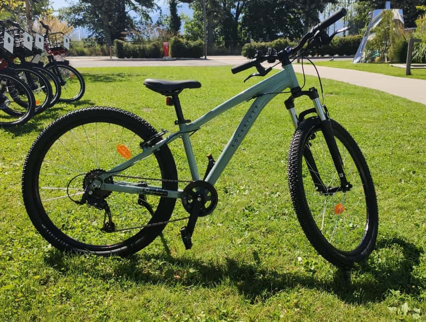 Annecy-le-Vieux, France: Electric and Classic Bike Rentals - The self-guided drawback, and how to handle it