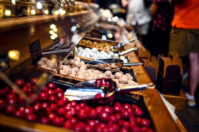 Authentic Parisian Gourmet Food Tour with 10 Local Dishes & Wines - Timing, walking, and practical planning