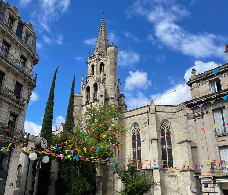 Avignon: History and Legend Walking Tour - Why this two-hour walk works well in Avignon