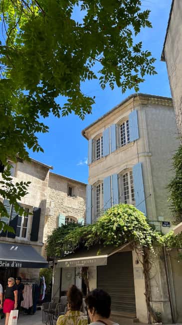 Avignon: Pont du Gard, Saint Remy and Les Baux Half-Day Tour - Is $104 a fair price?