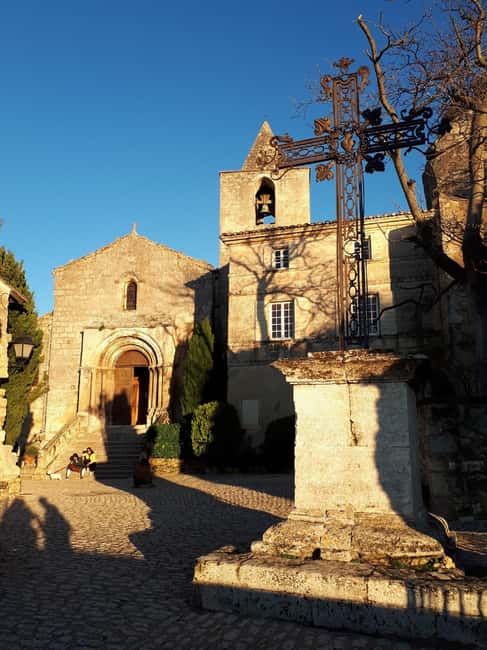 Avignon: Pont du Gard, Saint Remy and Les Baux Half-Day Tour - Practical tips for a smoother day