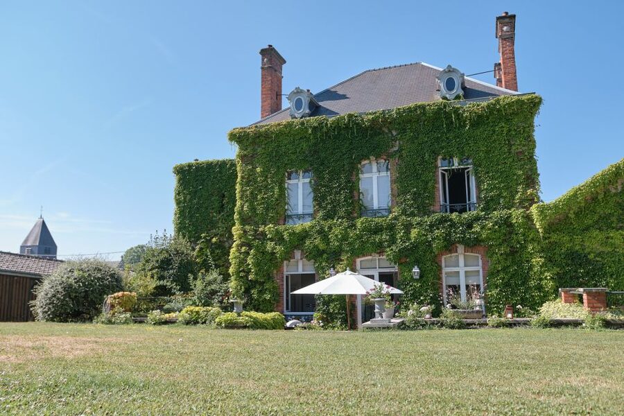 Aÿ-Champagne: Champagne House Tour and Tasting Class - Key points to know before booking