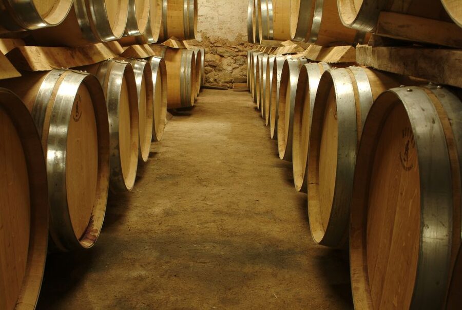 Bandol and Cassis: Full Day Wine Tour from Marseille - Cassis whites beside the Mediterranean
