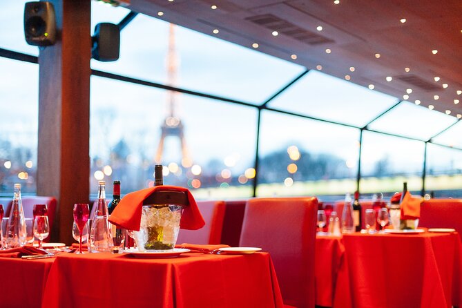 Bateaux Mouches Dinner Cruise on the Seine River in Paris - Meeting at Port de la Conférence