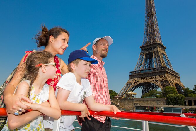 Bateaux Mouches Sightseeing Cruise on the Seine River in Paris - Inside cabin or rooftop deck?