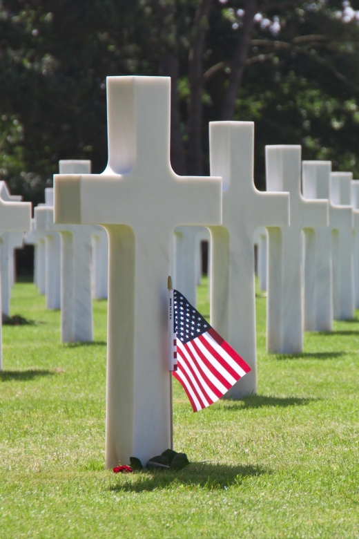 Bayeux: 2-hour tour of the D-Day beaches, by vintage sidecar - Omaha Beach and the ground of the landings