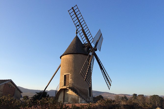 Beaujolais Crus Wines & Castles (2:00 pm - 6:30 pm) - Small Group Tour from Lyon - Why this Beaujolais half-day works from Lyon