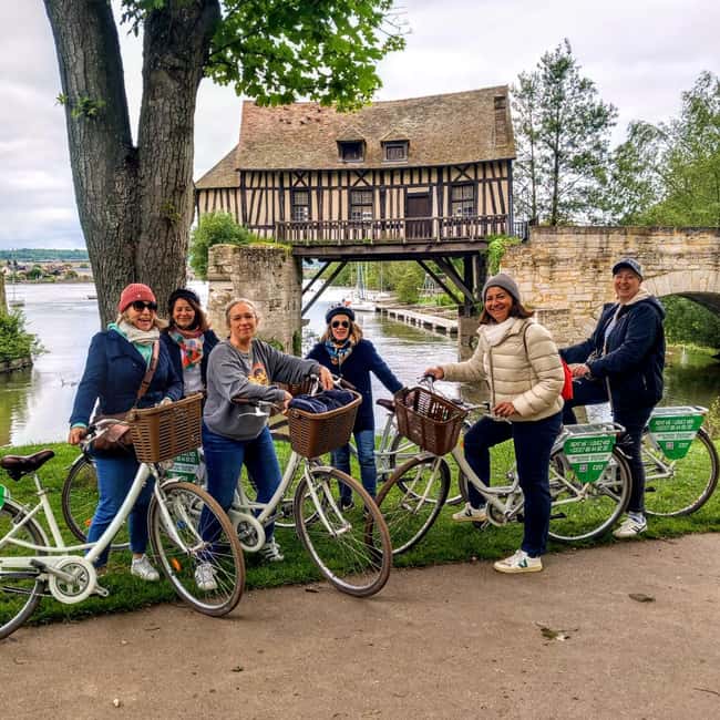 Bike tour from Vernon to Giverny with local guide - Following the Seine into the countryside