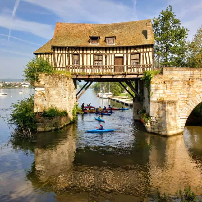 Bike tour from Vernon to Giverny with local guide - Who will get the most from this ride