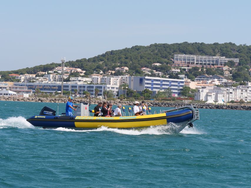 Boat trip in the canals is on the Thau pond - Why Sète is best understood from the water