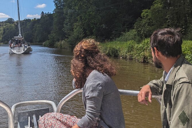 Boat trip on the Rance Canal - What the Dinan old port portion really means
