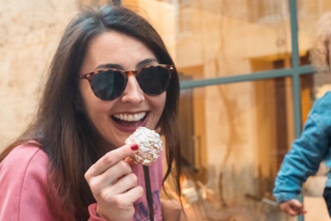 Bordeaux Afternoon Food Tour : Sweets, Wine and Cheese - Porte Cailhau and the old city