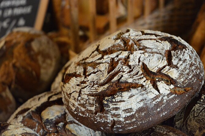 Bordeaux' Best Boulangeries & History Tour - Saint-Seurin and a monument many people miss
