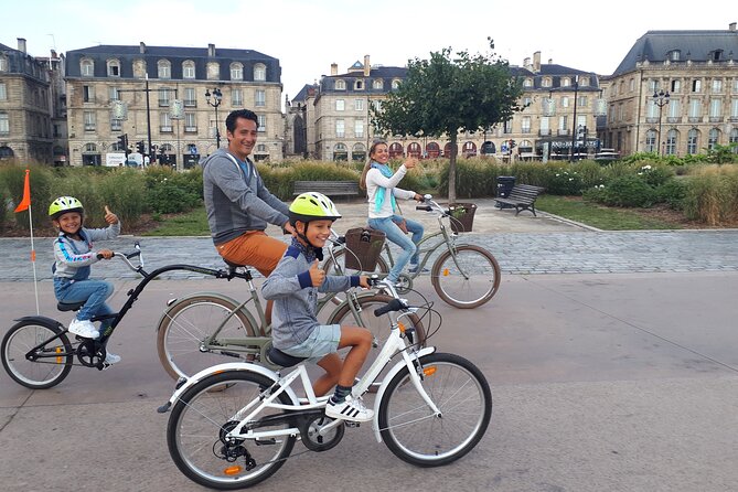 Bordeaux bike tour "The Best of Bordeaux" - Quinconces and Bordeaux’s grand center
