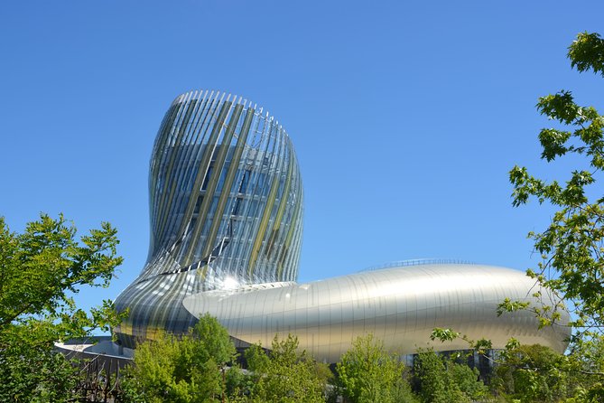 Bordeaux City Pass - How the pass works at the Bordeaux Tourist Office