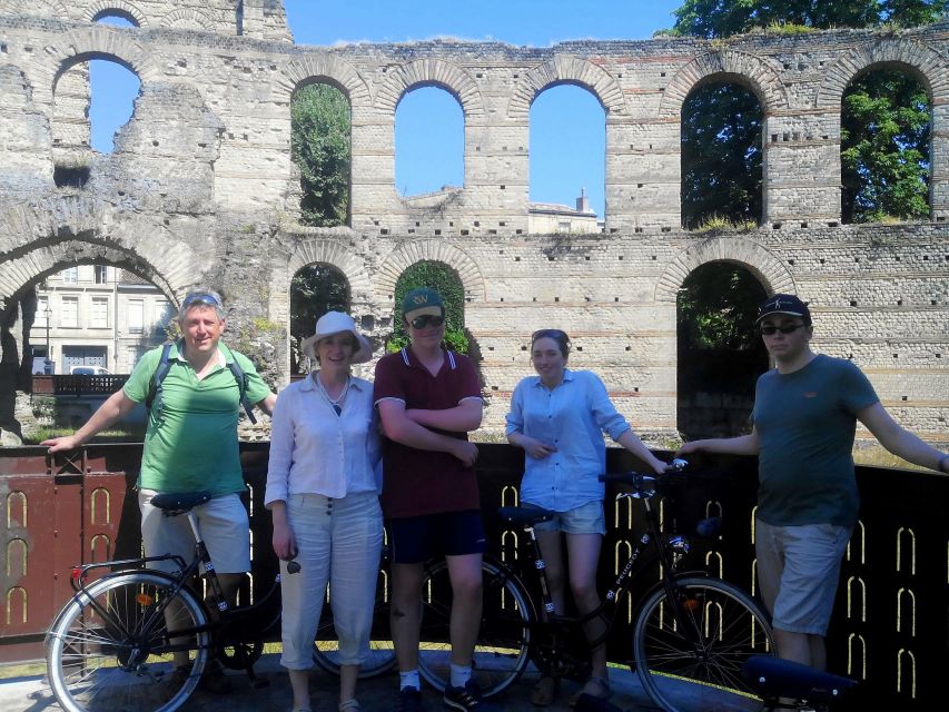 Bordeaux: Essentials 3-Hour Bike Ride - The Chaban-Delmas bridge and both sides of the river
