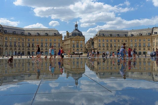 Bordeaux: Exclusive Private Guided Walking Tour - Is $217 per person a fair price?
