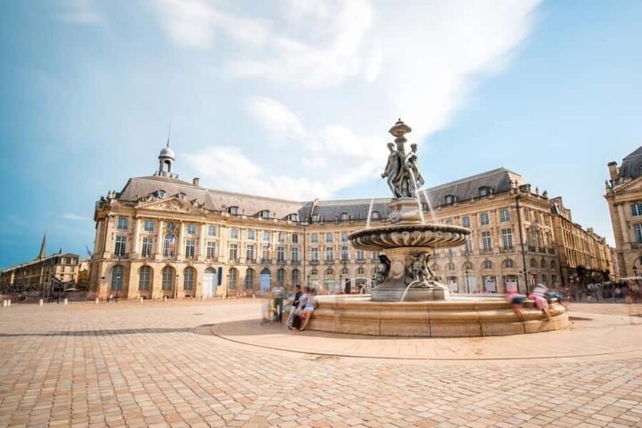Bordeaux : Must-See Attractions Walking Tour - Why this walk works well in Bordeaux