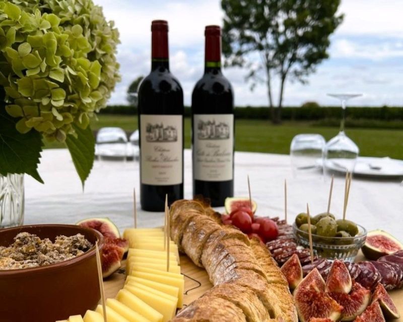 Bordeaux: St-Emilion Vineyards e-Bike Tour with Wine & Lunch - St-Émilion village at the end of the day
