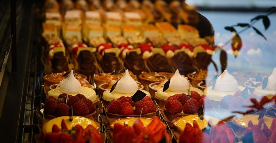 Bordeaux: Walking Tour of the City's Best Bakeries - Four bakery stops, not just a single pastry sample