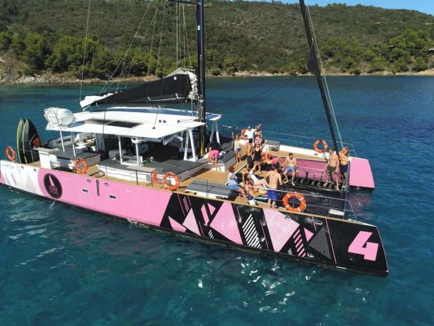 Brittany: Glénan Archipelago Sailing Day - What happens during the island stops