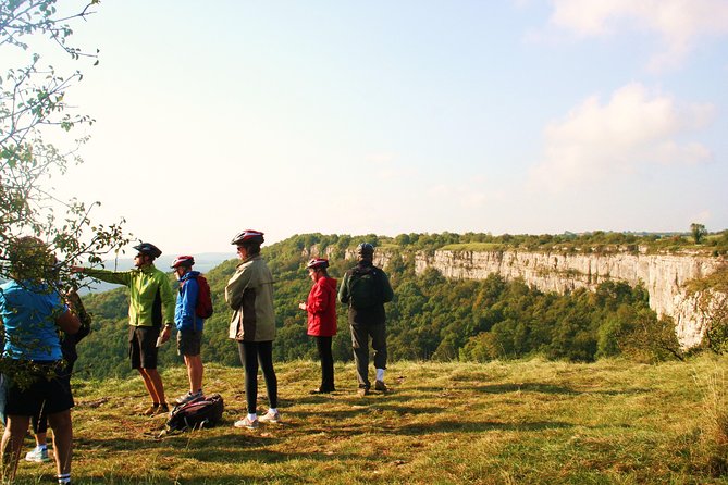 Burgundy Bike Tour with Wine Tasting from Beaune - Château de La Rochepot, a quick first photo stop