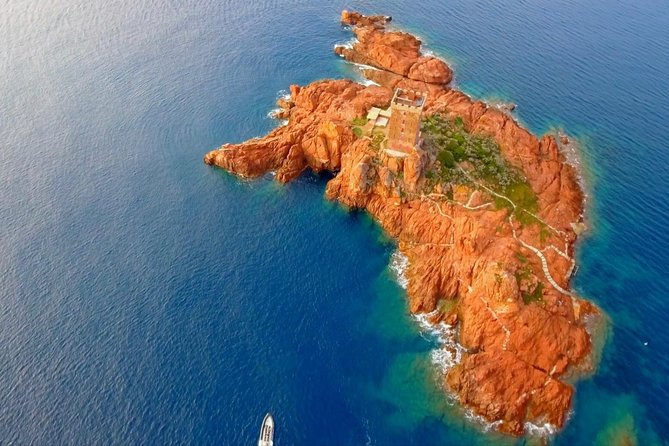 Calanques de l'Estérel - Departure from AGAY - The swimming and snorkeling stop