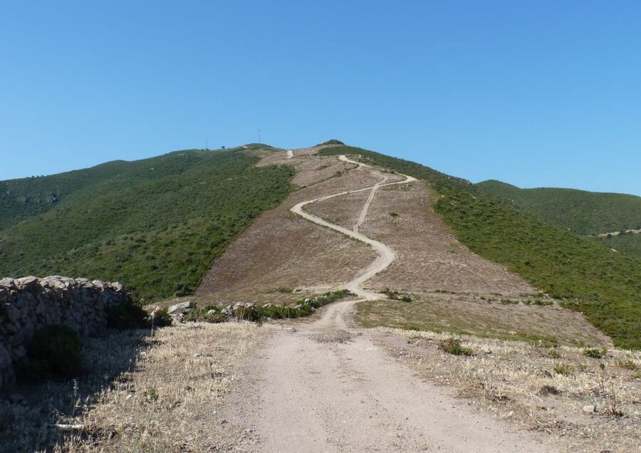 Calvi: Asco Valley 4x4 Day Tour with Guide - Around Monte Cinto and through the granite gorges