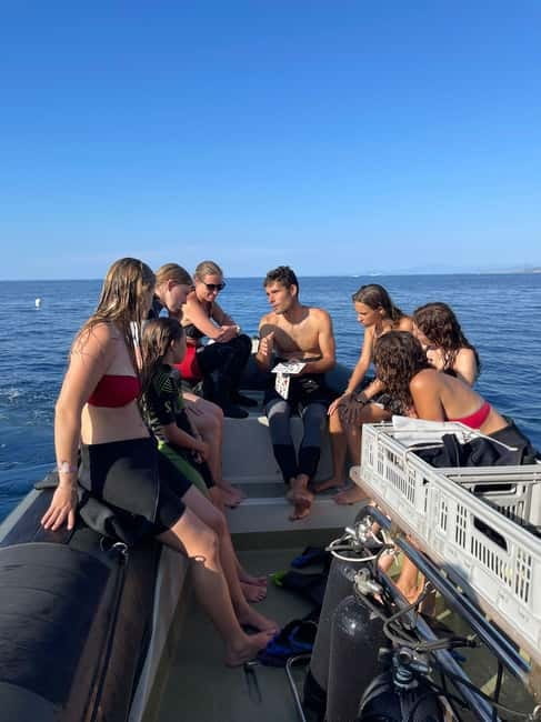 Calvi: Underwater journey at the edge of a natural reserve - Comfort after the sea session
