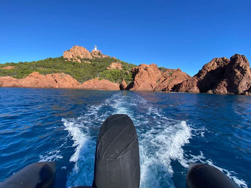 Cannes: 2.5-Hour Esterel Calanques Boat Excursion - Following the red rocks toward Mandelieu-La Napoule
