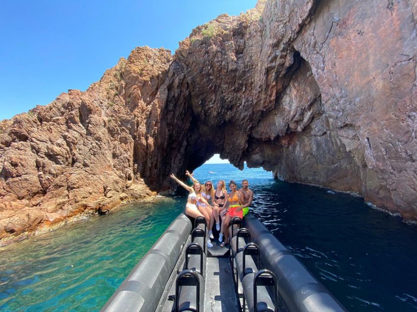 Cannes: 2.5-Hour Esterel Calanques Boat Excursion - Maison Lacoste and the Bubble Palace from the sea