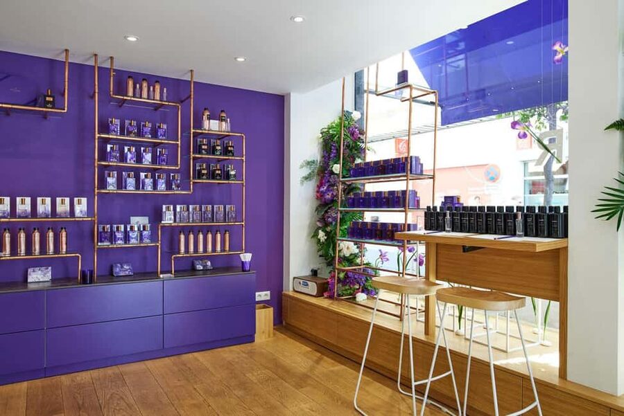 Cannes: Discovery Perfume Workshop - Mixing your custom Eau de Parfum