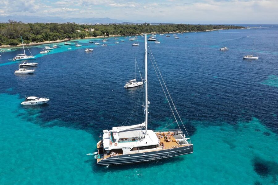 Cannes: Half-Day Catamaran Cruise - Food, drinks, and what to pack