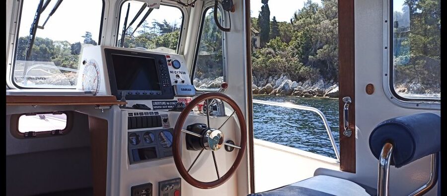 Cannes: Private Boat Trip to Lerins Islands & Cap d'Antibes - Three hours or six hours?