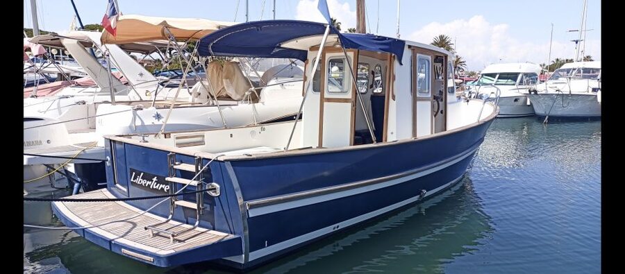 Cannes: Private Boat Trip to Lerins Islands & Cap d'Antibes - Who should book this boat trip?