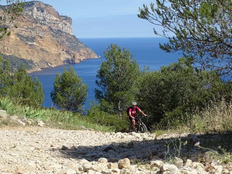Cassis: Calanques and Viewpoints Tour by Mountain E-Bike - Why an e-bike is a smart way to see Cassis