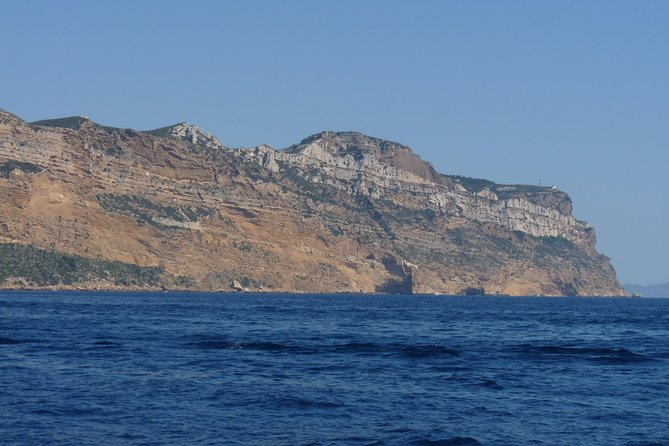 Cassis Half-Day Trip from Aix-en-Provence - The schedule requires punctuality